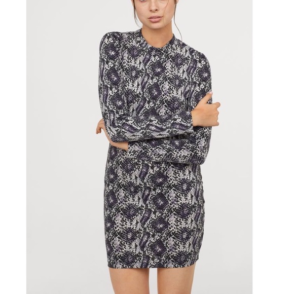 NWT H&M Open Back Snakeskin Print Mini Dress - Picture 3 of 9